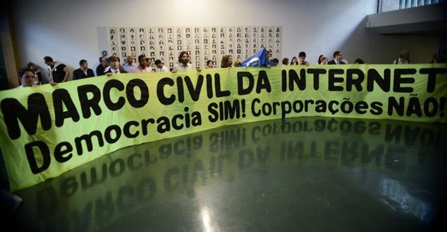 (A foto foi retirada do site MeioBit, mas não sei dar créditos de autoria. Se você sabe de quem é a foto, por favor, avise)